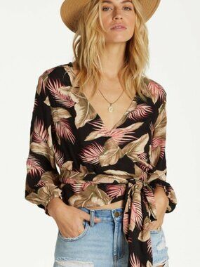 Billabong Small Love Wrapped Top Blouse Tropical Palm Tree Print M Beach Cover